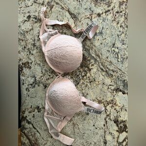 34B Victoria Secret 2 Cup Size Bra